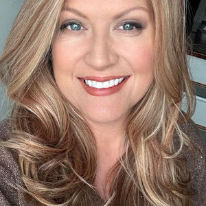 Meet your Posher, Monica